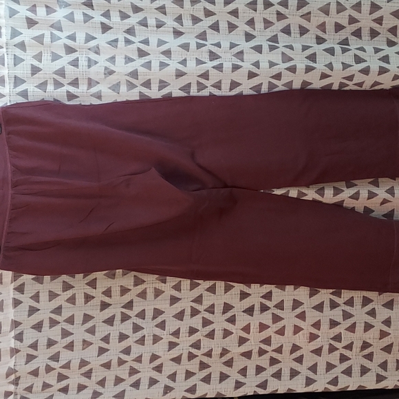 Straight leg sweatpants - Picture 2 of 2